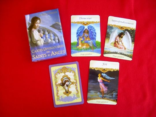 Cartes Divinatoires Des Saints Et Anges